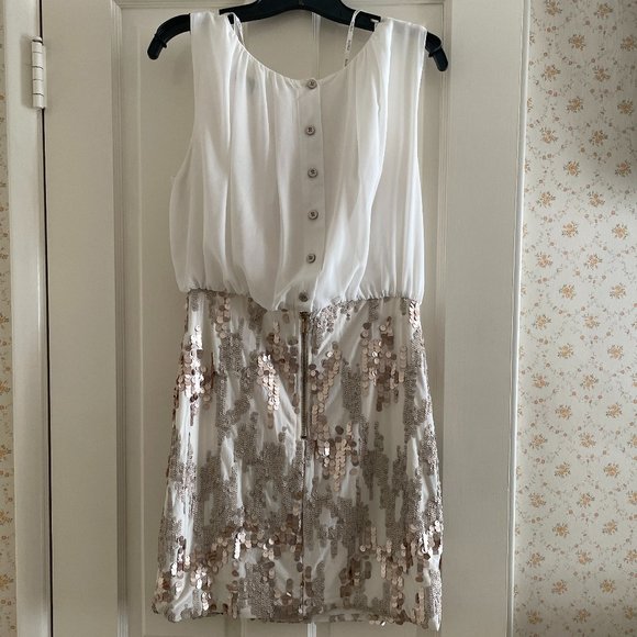 XOXO White and Gold Dress - Picture 2 of 5